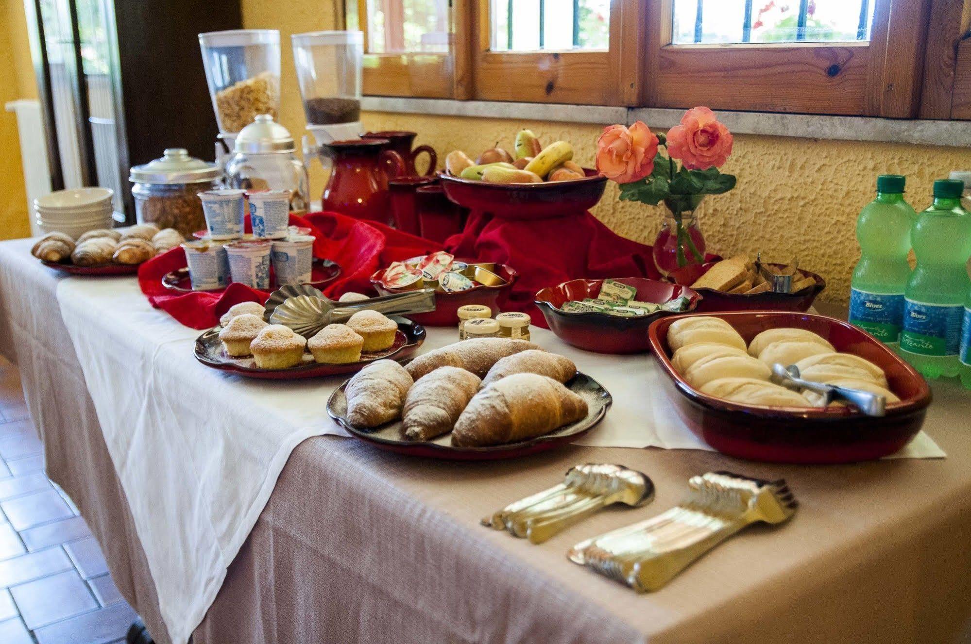 Hotel Villa Maria Luigia Фраскаті Екстер'єр фото